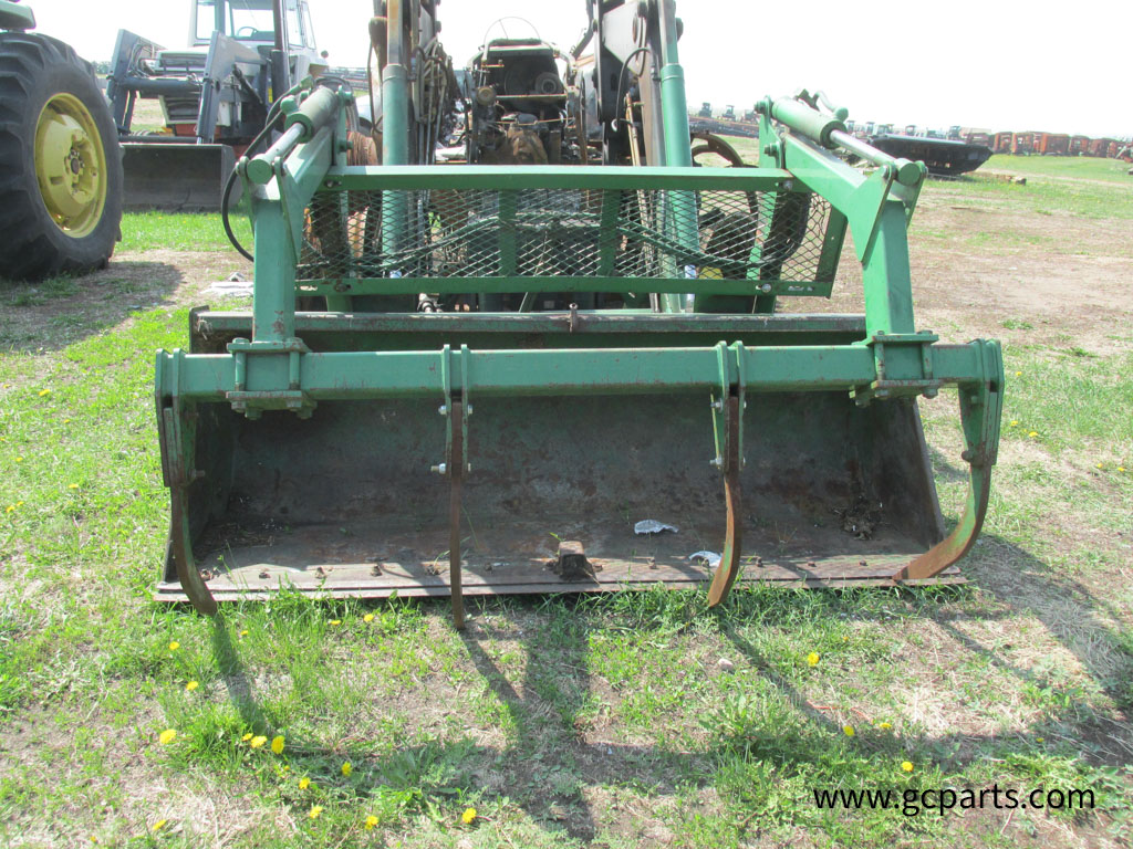 741 LOADER 7FT W/ GRAPPLE